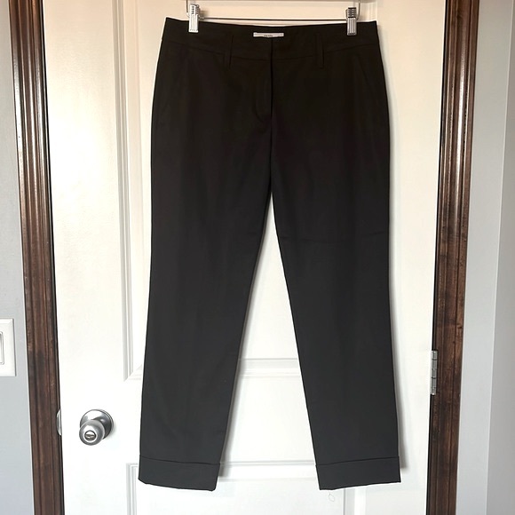 Prada
Black Nylon Straight Leg Trouser
IT 40 - Picture 3 of 10